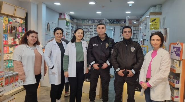 Bekçilerden eczanelere moral ziyareti