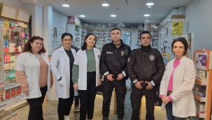 Bekçilerden eczanelere moral ziyareti