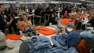  Çalışan kadınların gününü kutlayan başkan Dutlulu alkışlarla karşılandı