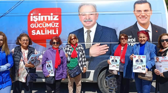 CHP adayı Nurlu'nun gönüllü elçileri kapı-kapı geziyorlar