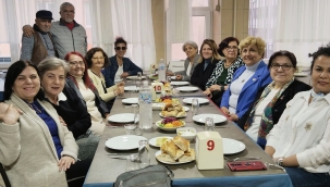 CHP'liler Koç ailesinin iftarına katıldı