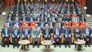 İşadamlarına mali programın hedeflerini ve yol haritasını anlatıldı