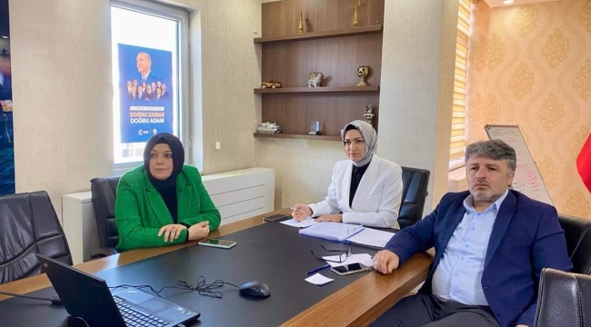 Manisa AKP teşkilatında online seçim toplantısı