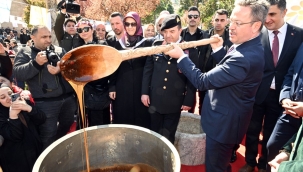 Mesir macunu karma kazanları ateşe kondu