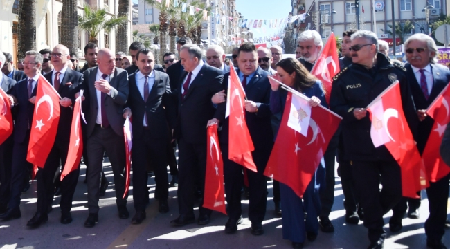 MHP'li başkanın müdahalesi fotoğraflara yansıdı