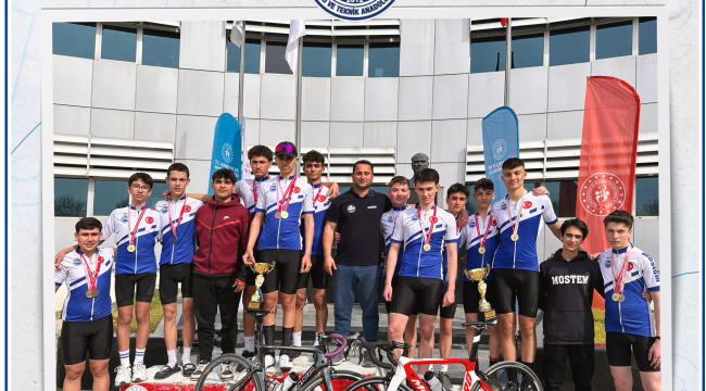 Özel MOSTEM lisesi bisiklet takımı Manisa il birincisi