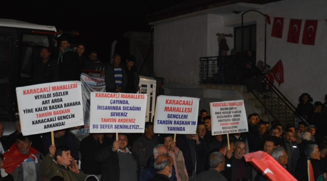 Sarıgöl'de değişimin isteyen vatandaşlar alanları doldurdu