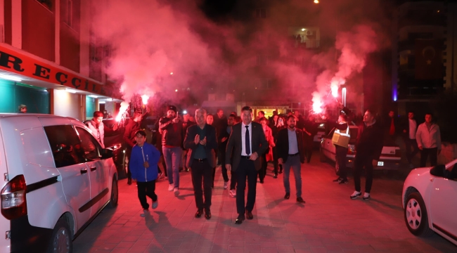 Saruhanlı'da sokaklar bayram yeri