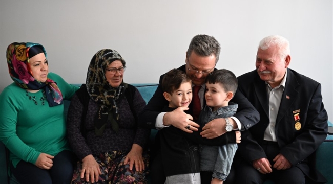 Şehit çocuklar devletin şevkatli kollarında