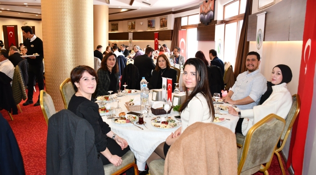 SOSB'de iş adamları kahvaltıda bir araya geldi