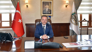 Vali ünlü''dertli olana derman, muhtaç olana yardım elini uzatmak''