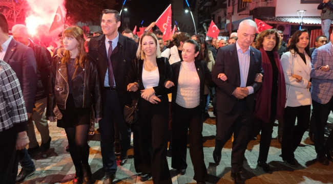 Zeyrek hem projelerini açıkladı hemde başkanlığı kazanma yürüyüşünü Saruhanlı'dan başlattı