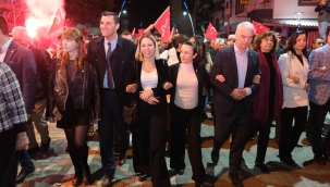 Zeyrek hem projelerini açıkladı hemde başkanlığı kazanma yürüyüşünü Saruhanlı'dan başlattı