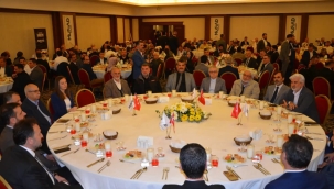 AKP il başkanı MÜSİAD iftarına katıldı