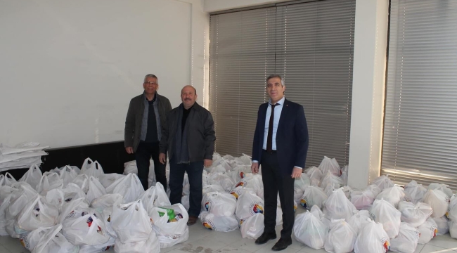 Alaşehir TSO yardım paketlerini dağıttı