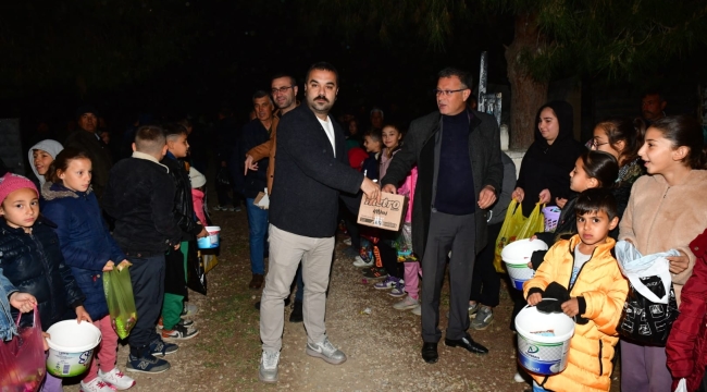 Başkan Öküzcüoğlu geleneksel şeker toplamaya katıldı