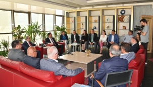 Başkan Zeyrek'e tebrik ziyaretleri sürüyor