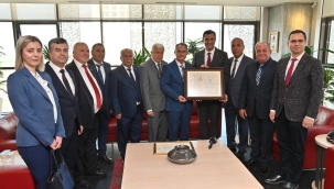 Başkan Zeyrek esnaf oda başkanlarıyla görüştü