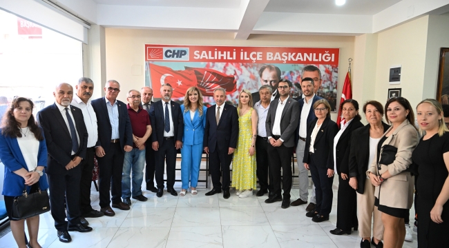 Bayramlaşmaya başkan Nurlu'da katıldı