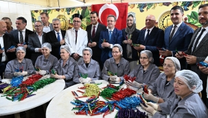 Binbirderde deva mesir macunu dualarla paketlendi