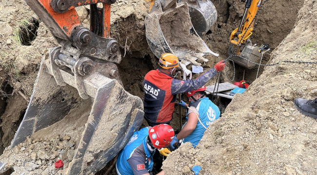 Çanakkale'de göçük 3 işçiden ikisi yaşamını yıtırdı