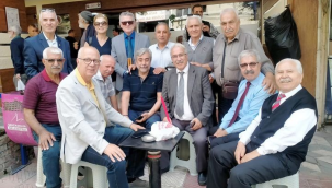 CHP'nin ağır abilerinden çay molası