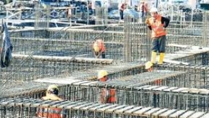 Çimentoya 10 günde yüzde 43 zam:müteahhitler inşaatları durdurmaya hazırlanıyor