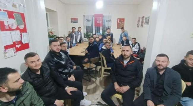 Gördes'te CHP'ye katılılmlar sürüyor