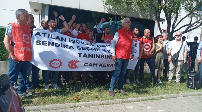 İşten atılan işçiler eyleme başladı