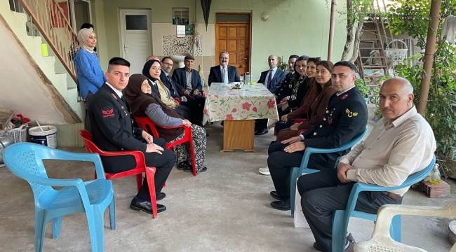 Kaymakamlardan şehit ailleri ve gazilere ziyaret