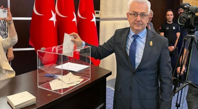 Kepez'de vekalet başkan seçildi:CHP'li Altekin başkan