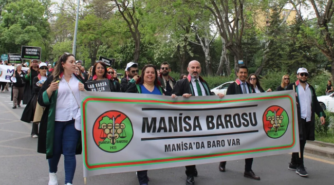 Manisa barosu'avukatlar için adalet adalet için avukat'mitinginde
