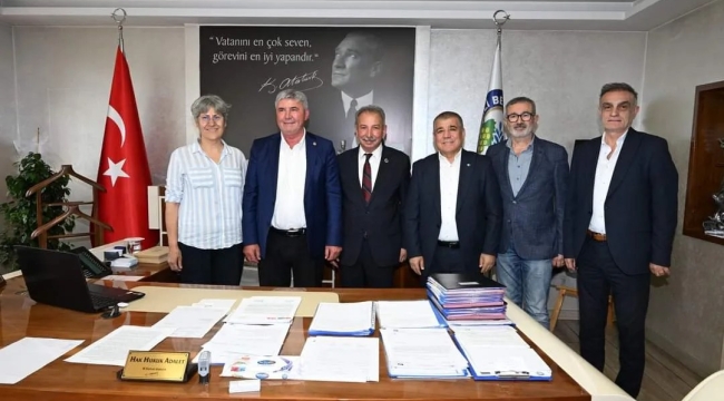 Milletvekilerinden Nurlu'ya kutlama ziyareti