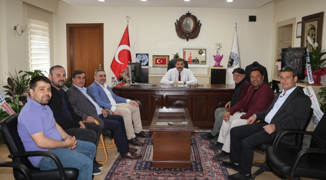 Süt üreticileri başkan Dönmez'le görüştü