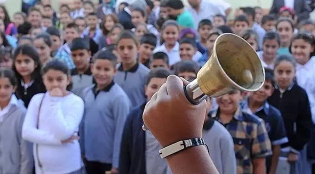 Tatil bitti ders zili çaldı:20 milyon öğreci okula döndü