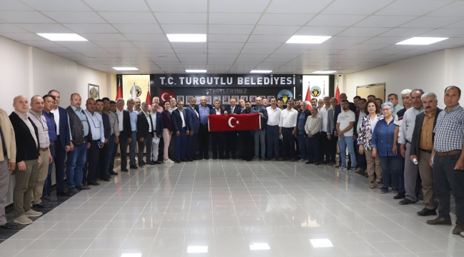 Tüm mahalle muhtarları başkan Akın'a koştu