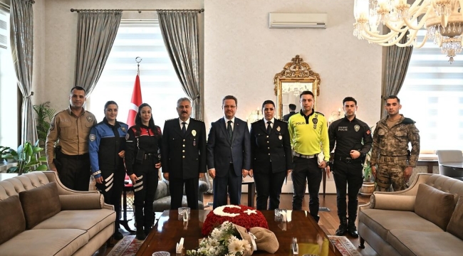 Türk polis teşkilatının 179.yılı tüm yurtta kulanıyor 