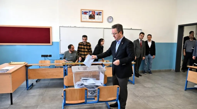 Vali Ünlü'seçim sonuçları vatanımıza milletimize hayırlı olsun'