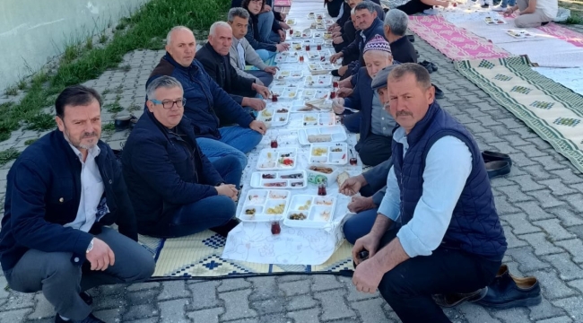 Yer sofrasına başkan Büke'de katıldı