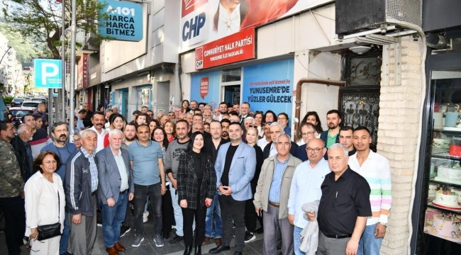 Yunusemre CHP'de bayramlaşma