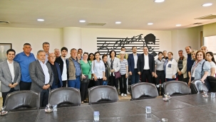 Akhisar CHP mahalle temsilcileri başkan Dutlulu'yu ziyaret etti