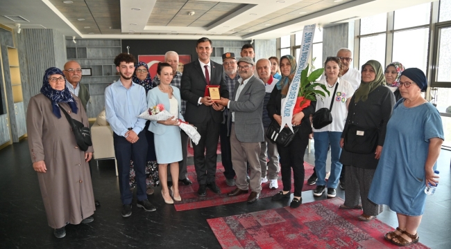 Başkan Zeyrek'e ziyaretçi akını