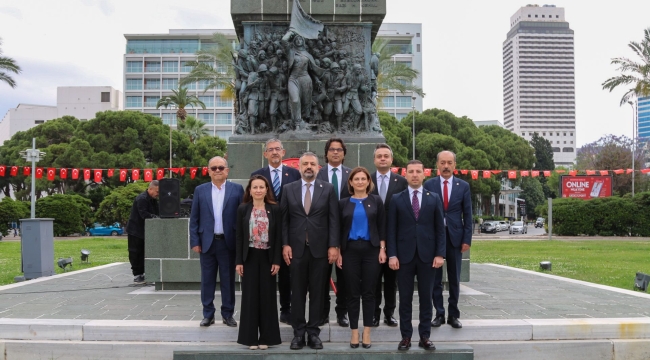 CHP'li 8 il başkanı doğru siyaset için toplandı