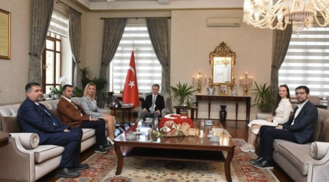 Eczacı odası yönetimi vali Ünlü'yü ziyaret etti