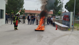Gördes'te kurum çalışanlarına yangın eğitimi