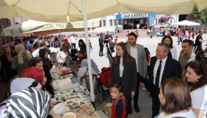 Kermese katılan başkan Durbay ailelerle bir araya geldi