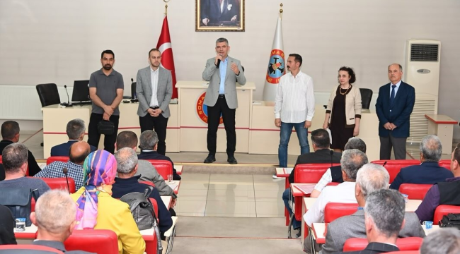 Muhtarlar eğitim toplantısı yapıdı