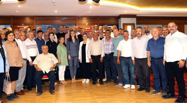 Muhtarlar mahallerinin sorunlarını anlatmak için yarıştı