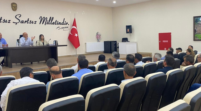 Muhtarlar toplantısında mahalllerin sorunları ele alındı