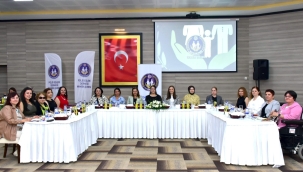 Öğrencilere burs toplantısı